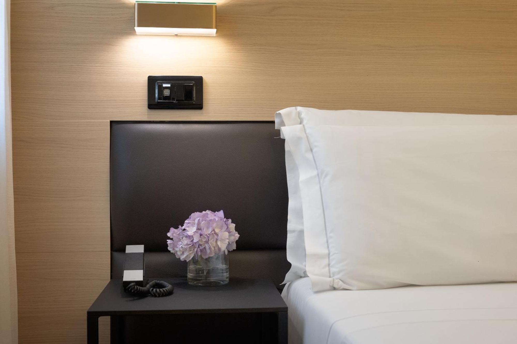 Globus Urban Hotel Флоренція Екстер'єр фото