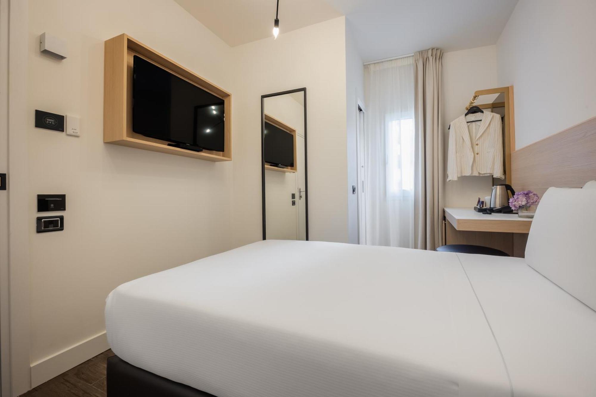 Globus Urban Hotel Флоренція Екстер'єр фото